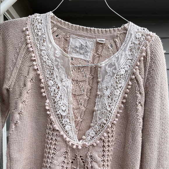 Angel Of The North Lace Detail V-Neck Sweater - Cream - Picture 2 of 7